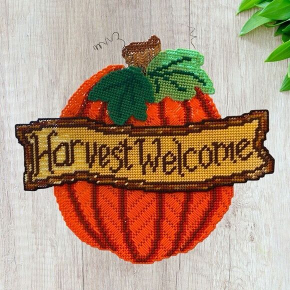 Vintage Plastic Canvas Thanksgiving Fall Door Hanging - Picture 1 of 3